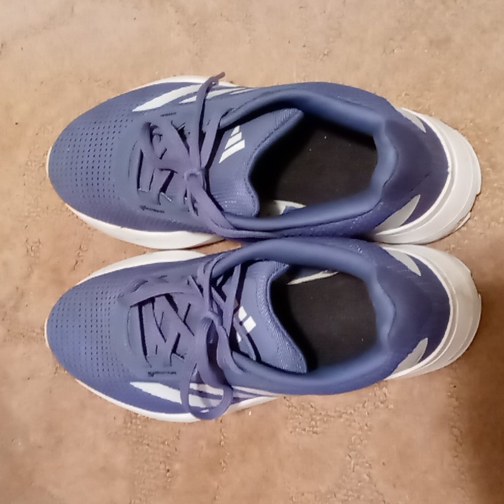 Women's Adidas Duramo sneakers - Picture 2 of 4
